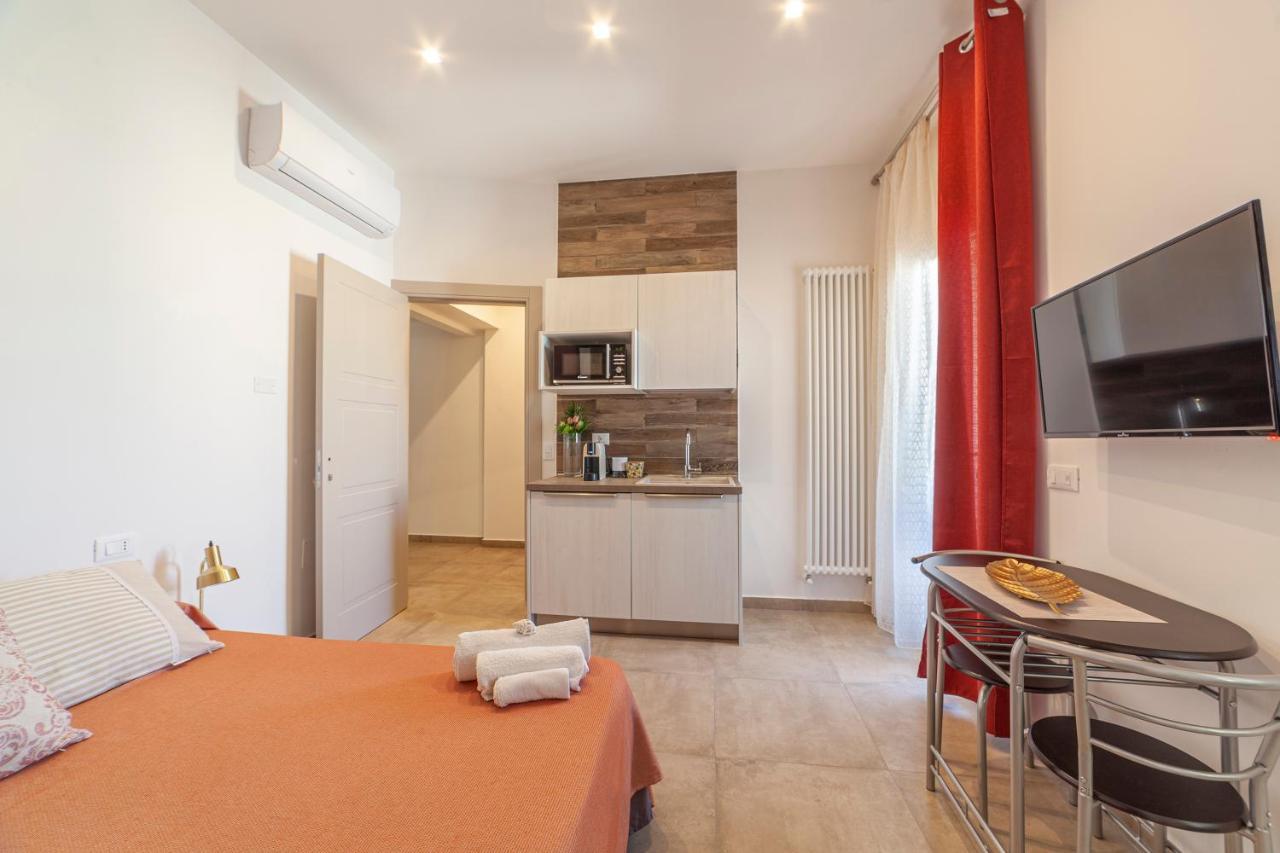 Prima Dell'Elba Family Apartments Piombino Bagian luar foto