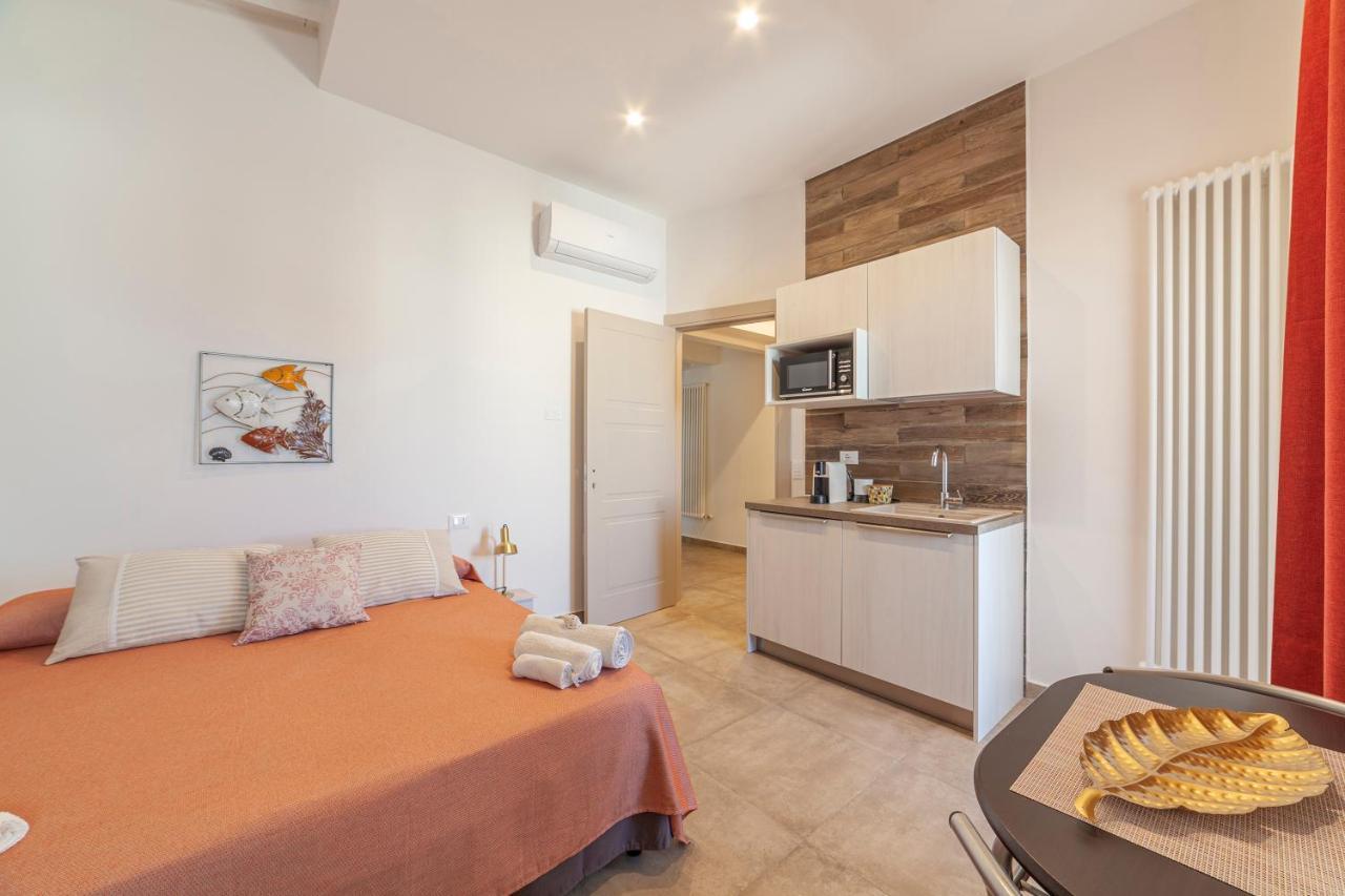 Prima Dell'Elba Family Apartments Piombino Bagian luar foto